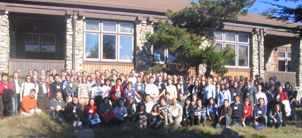 Photo of attendees at the 1st biocuration conference, 2005, Asilomar, CA, USA